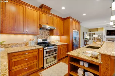 4188 SW 100th Ter, Beaverton, OR 97005 - Photo 9