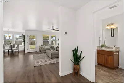 405 Cardinal Ave, Winlock, WA 98596 - Photo 17