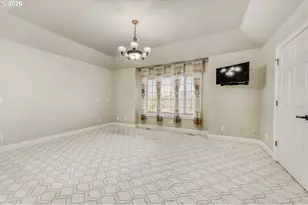 9818 SE Clatsop St, Portland, OR 97266 - Photo 15