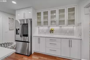 9818 SE Clatsop St, Portland, OR 97266 - Photo 11