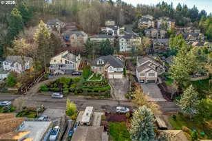 9818 SE Clatsop St, Portland, OR 97266 - Photo 39