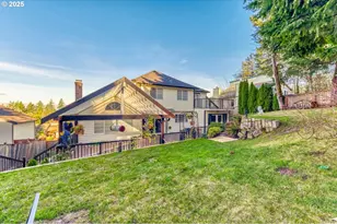 9818 SE Clatsop St, Portland, OR 97266 - Photo 27