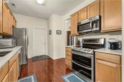 3201 SE Robin Cir, Hillsboro, OR 97123 - Photo 3