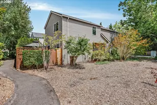3201 SE Robin Cir, Hillsboro, OR 97123 - Photo 27
