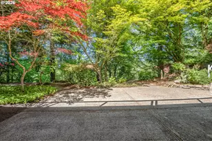 12015 NW Dumar Ln, Portland, OR 97229 - Photo 39