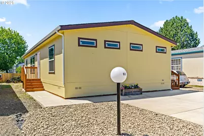 1025 S 6th St #83, Harrisburg, OR 97446 - Photo 3