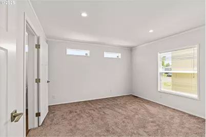 1025 S 6th St #83, Harrisburg, OR 97446 - Photo 13