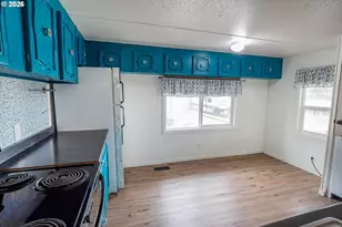 535 Lasalle St, Harrisburg, OR 97446 - Photo 7