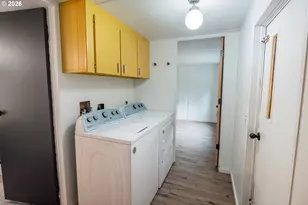 535 Lasalle St, Harrisburg, OR 97446 - Photo 23