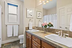 8308 SE Buford Ln, Portland, OR 97236 - Photo 33