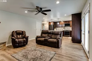 3924 Josh St, Eugene, OR 97402 - Photo 13