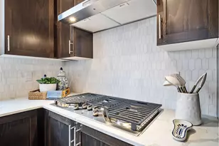 18354 SW Weeks Way, Beaverton, OR 97003 - Photo 9