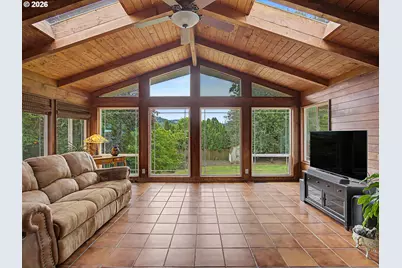 1618 SW 3rd Dr, Gresham, OR 97080 - Photo 19