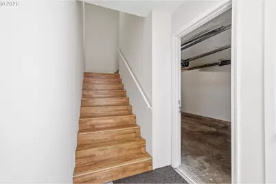 2727 Gateway St #6, Springfield, OR 97477 - Photo 5