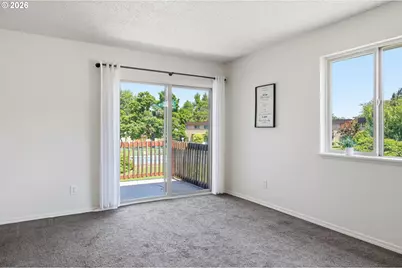 2727 Gateway St #6, Springfield, OR 97477 - Photo 9