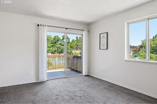 2727 Gateway St, Springfield, OR 97477 - Photo 9