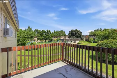 2727 Gateway St #6, Springfield, OR 97477 - Photo 17