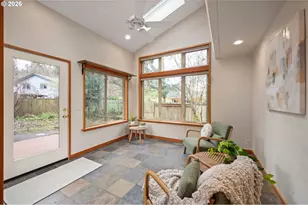 1642 E 43rd Ave, Eugene, OR 97405 - Photo 17