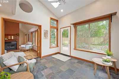 1642 E 43rd Ave, Eugene, OR 97405 - Photo 19