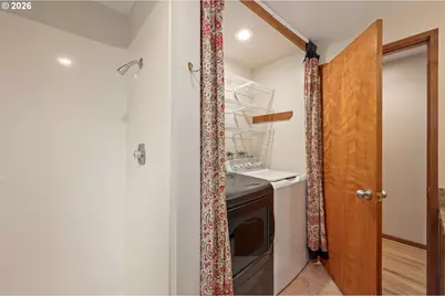 1642 E 43rd Ave, Eugene, OR 97405 - Photo 25