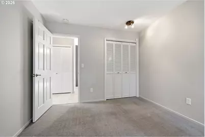2330 SW Cactus Dr, Portland, OR 97205 - Photo 41