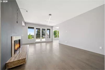 2330 SW Cactus Dr, Portland, OR 97205 - Photo 25