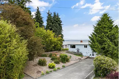 4849 E Berg Rd, Clinton, WA 98236 - Photo 9