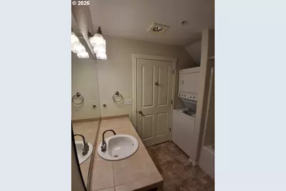 10829 NE Red Wing Way #102, Hillsboro, OR 97006 - Photo 23