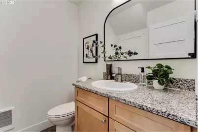 9 Monroe #A, Eugene, OR 97402 - Photo 13