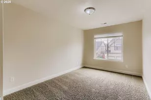 21533 SW Susan Ln, Beaverton, OR 97003 - Photo 35