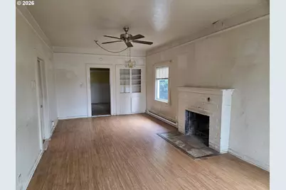 907 S 4th Ave, Kelso, WA 98626 - Photo 3