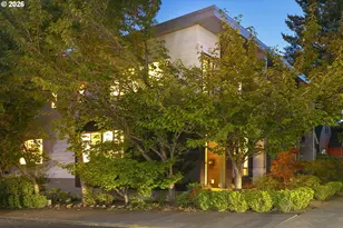 4458 SE Stark St, Portland, OR 97215 - Photo 3