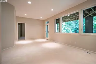 9614 NW Durrett St, Portland, OR 97229 - Photo 27