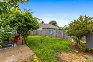 1071 SW Church St, Dallas, OR 97338 - Photo 21