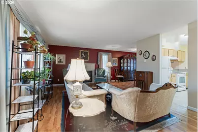11341 SW Springwood Dr, Portland, OR 97223 - Photo 5
