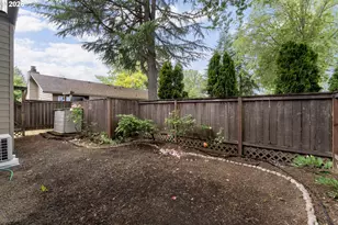 11341 SW Springwood Dr, Portland, OR 97223 - Photo 25
