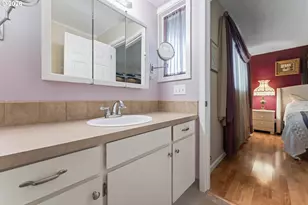 11341 SW Springwood Dr, Portland, OR 97223 - Photo 19