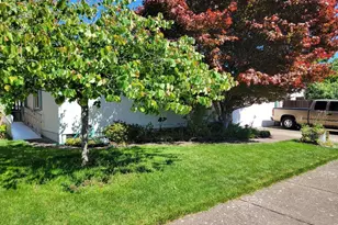1301 Bramblewood Ln, Eugene, OR 97404 - Photo 1