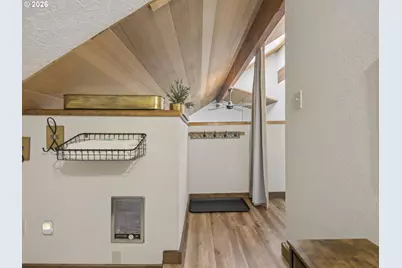 65582 E Timberline Dr, Rhododendron, OR 97049 - Photo 19