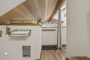 65582 E Timberline Dr, Rhododendron, OR 97049 - Photo 19