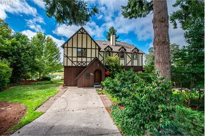 441 W D St, Springfield, OR 97477 - Photo 3