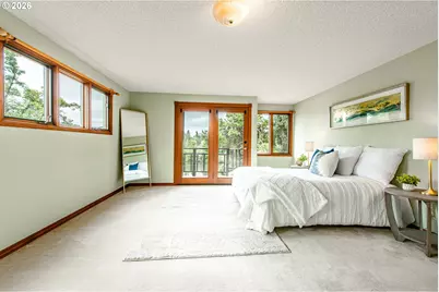 441 W D St, Springfield, OR 97477 - Photo 27
