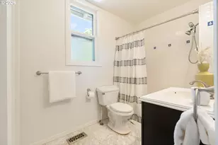150 E Arlington St, Gladstone, OR 97027 - Photo 19