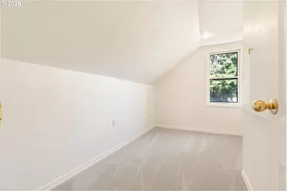 150 E Arlington St, Gladstone, OR 97027 - Photo 33
