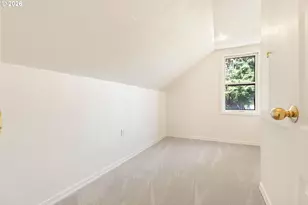 150 E Arlington St, Gladstone, OR 97027 - Photo 33