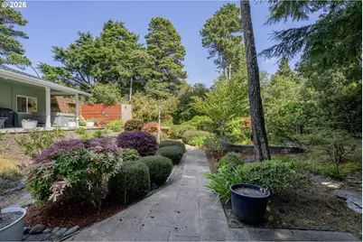 109 Ocean View Ct, Florence, OR 97439 - Photo 37