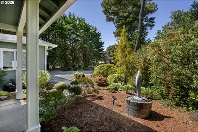109 Ocean View Ct, Florence, OR 97439 - Photo 5
