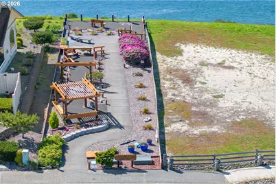 109 Ocean View Ct, Florence, OR 97439 - Photo 45