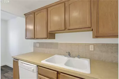 681 32nd St #2, Washougal, WA 98671 - Photo 9