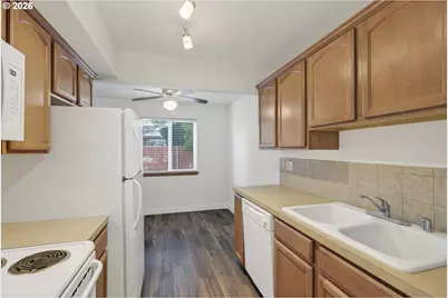 681 32nd St #2, Washougal, WA 98671 - Photo 11